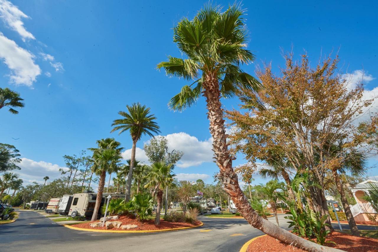 Tropical Palms Resort Celebration Exterior foto
